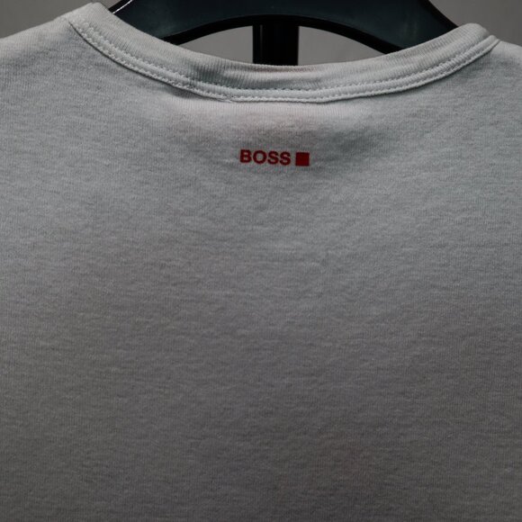 Boys Hugo Boss Snake T-shirt Size Small - Picture 4 of 8